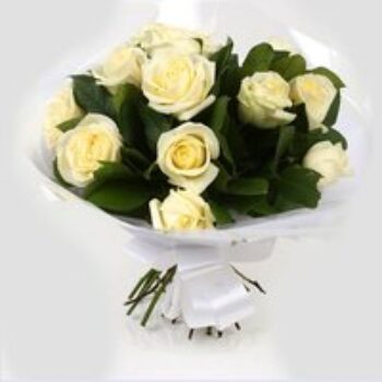 12 White Roses Bouquet